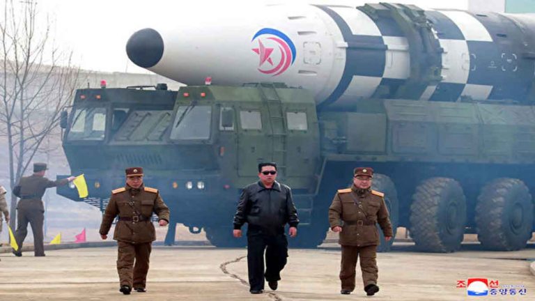 Laporan Pakar PBB : Korea Utara Membeli Bahan Senjata Rudal dari Tiongkok dan Rusia