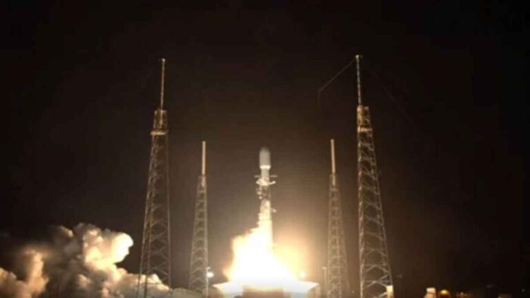 SpaceX Meluncurkan 3 Roket dalam 48 Jam, Elon Musk Mempercepat Realisasi Rencana Starlink