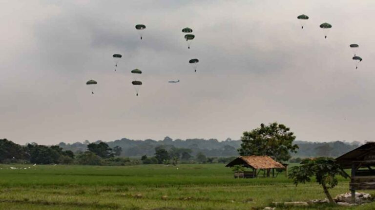 12 Negara Bergabung dalam Latihan Militer Gabungan AS-Indonesia untuk Kawasan Indo-Pasifik yang Bebas dan Terbuka