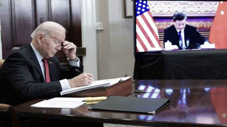 Pembicaraan Telepon Antara Xi dan Biden Lebih dari 2 Jam, Gedung Putih : Kami Berbicara Banyak Hal
