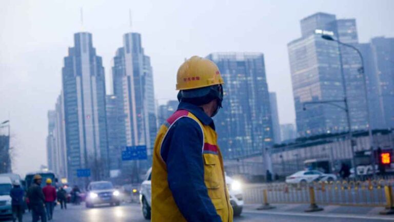 Kondisi Perekonomian Tiongkok Kini Berada dalam Risiko Tinggi