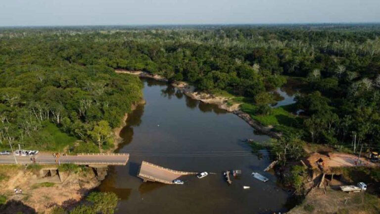 3 Orang Tewas, 14 Terluka, 15 Hilang Dalam Insiden Runtuhnya Jembatan Lintas Sungai Amazon Brazil