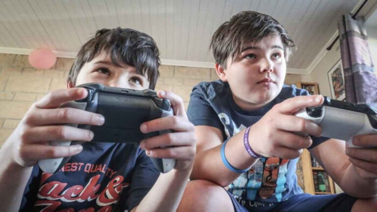 Video Game Berbahaya untuk Anak-anak dengan Kondisi Kelainan Jantung