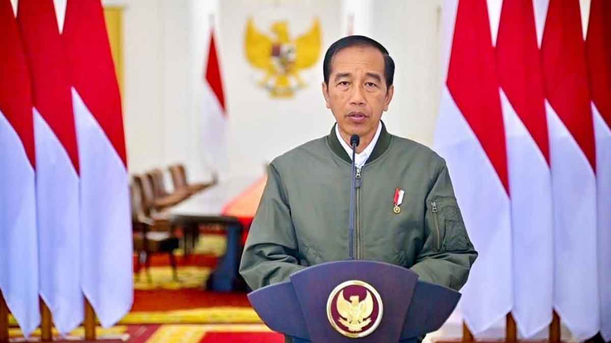 Jokowi Sesalkan Tragedi Stadion Kanjuruhan Malang, Minta Liga 1 ...