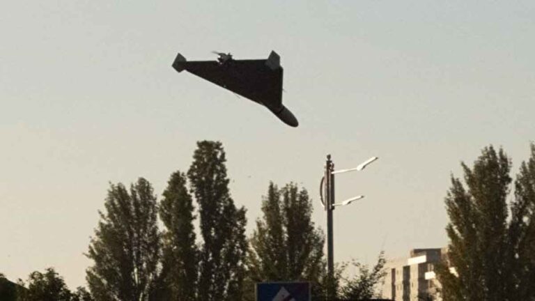 Iran Jual Drone Kepada Rusia, Mesin Buatan Tiongkok Meniru Barat