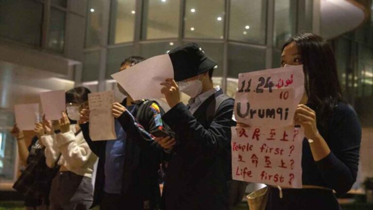 Kampus-kampus di Tiongkok Pulangkan Mahasiswa, Polisi Berpatroli untuk Mencegah Terjadinya  Aksi Protes