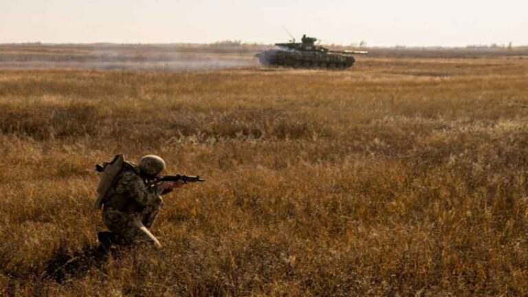 Tentara Rusia Mundur,  Ukraina Mendapatkan Kembali Wilayah yang Hilang di Kherson