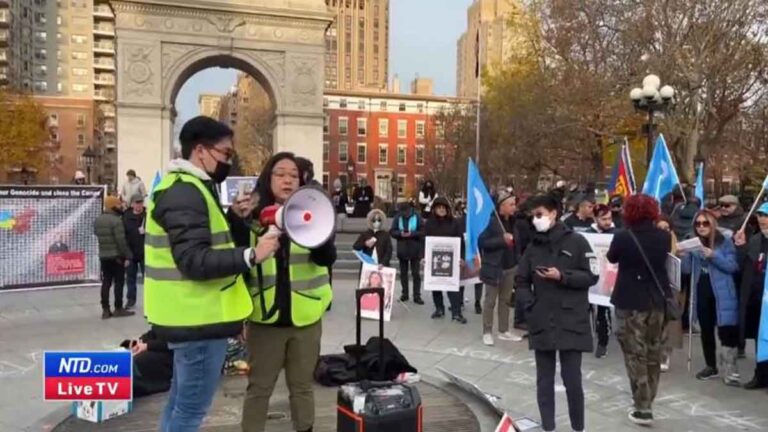 Warga Tionghoa New York Berparade Mendukung Gerakan Kertas Putih, Menuntut PKT Mundur
