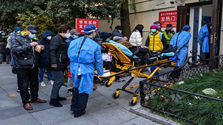 Tiongkok Memperkirakan 248 Juta Orang Terinfeksi COVID dalam 20 Hari