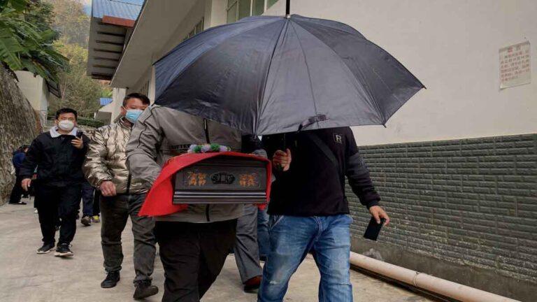 Pengungkapan yang Jarang Dilakukan oleh Departemen Urusan Sipil Provinsi Zhejiang,  Jumlah Jenazah yang Dikremasi Melonjak Sebesar 70%