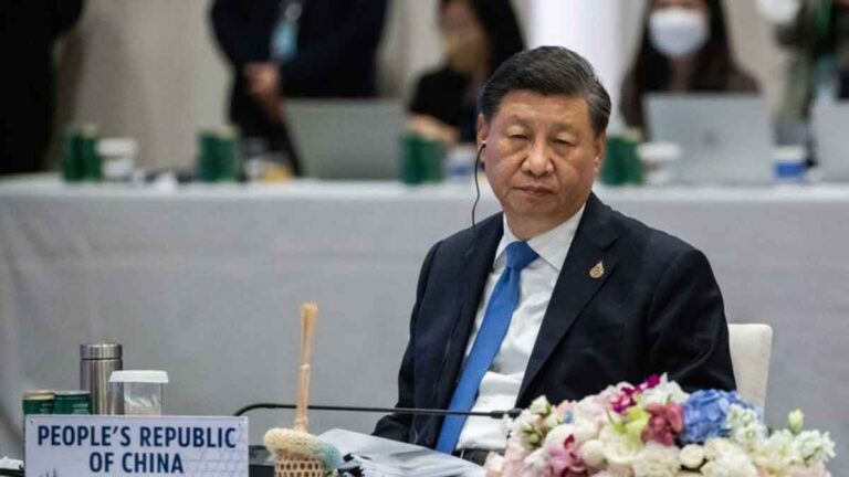 Xi Jinping Berada dalam Dilema Hadapi Epidemi yang Telah Diprediksikan Menarget PKT