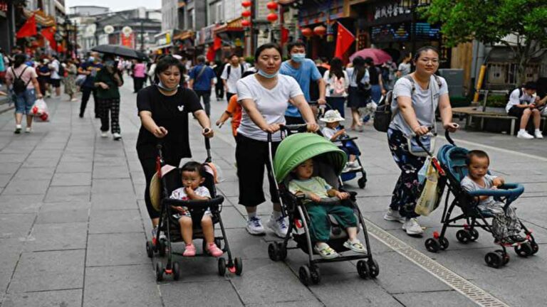 Otoritas Sichuan Membuka Pendaftaran Anak Lahir Diluar Pernikahan yang Memicu Opini Negatif Masyarakat