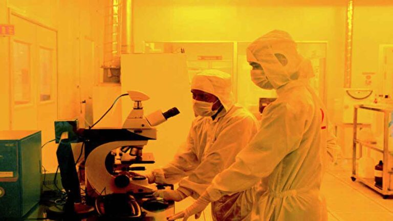 India Berencana Memproduksi Chip Domestik Pertama dalam 18 Bulan ke Depan