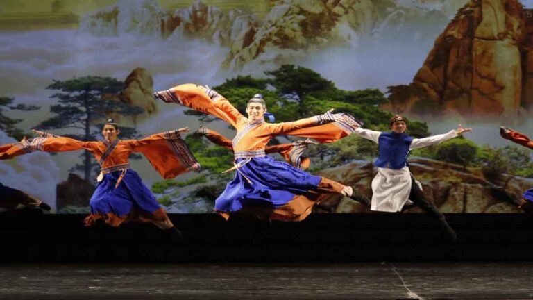 <strong>Penari Shen Yun Performing Arts, Kim Jisung: Ingin Menceritakan Kisah Abadi Melalui Seni Universal</strong>