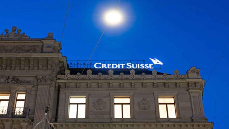 Credit Suisse yang Bermasalah Memiliki Anggota Dewan Direksi  Terkait dengan Partai Komunis Tiongkok di Komite Risikonya