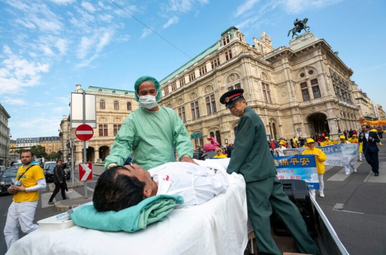 Anggota Kongres AS Mengusulkan Undang-Undang Perlindungan Falun Gong untuk Menghentikan Pengambilan Organ Secara Hidup-hidup oleh PKT