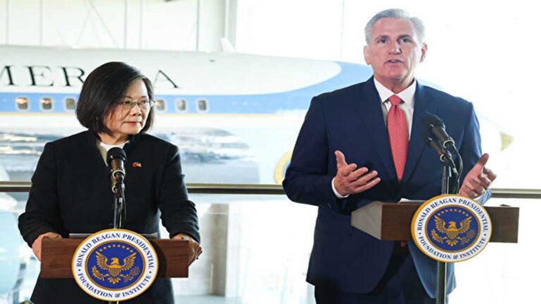 Apa Saja yang Disampaikan dalam Konferensi Pers Bersama Kevin McCarthy – Tsai Ing-wen