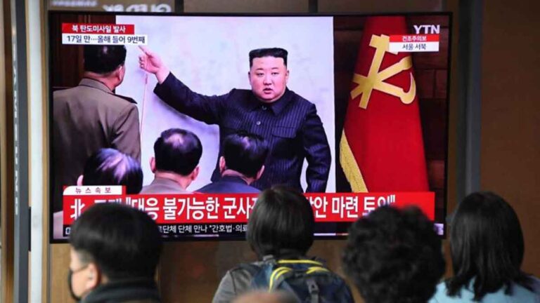 Korea Utara Bersiap Meluncurkan Satelit Intelijen untuk yang Pertama Kalinya