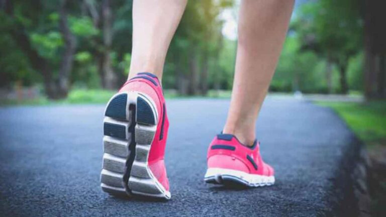 Manfaat Slow Jogging : Kiat Pelaksanaan yang Tepat untuk Menurunkan Tekanan Darah dan  Berat Badan