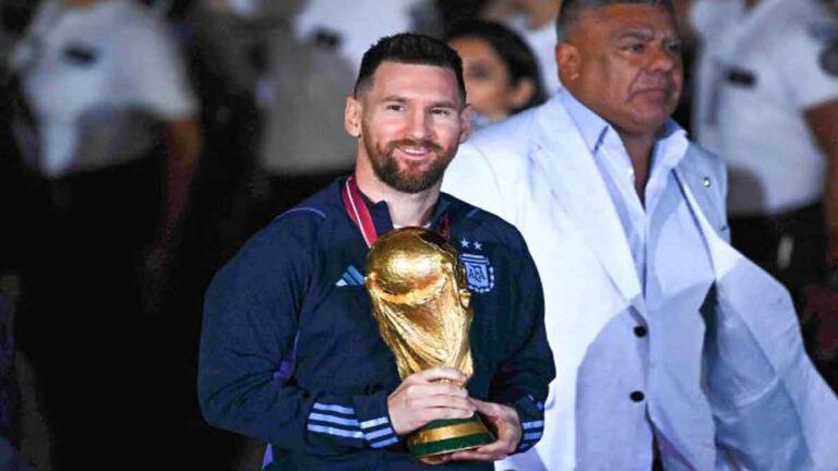 Viral! Lionel Messi, Ditahan Aparat Tiongkok di Bandara Beijing Karena Masalah Visa