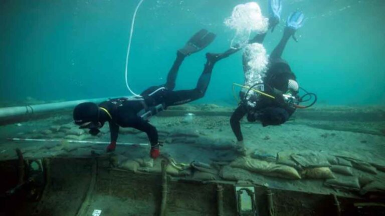 Arkeolog Spanyol Rencanakan Penyelamatan Bangkai Kapal Fenisia Berusia 2.500 Tahun