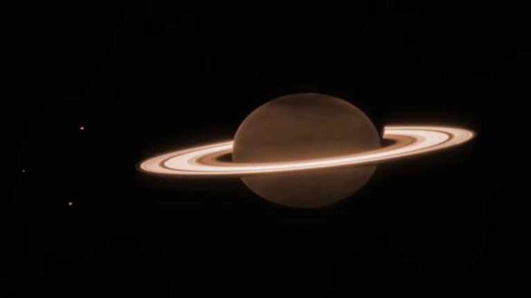 Cincin Saturnus Berpendar dalam Foto Teleskop Antariksa Webb Terbaru
