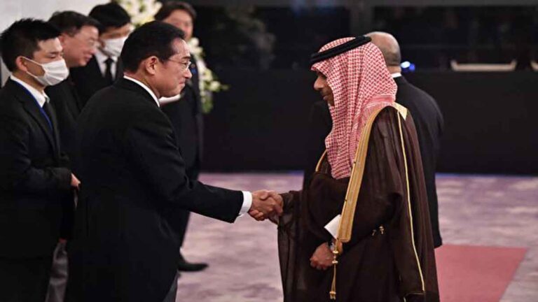Jepang dan Arab Saudi akan Mengeksploitasi Tanah Jarang Bersama demi Mengurangi Ketergantungan Terhadap Tiongkok