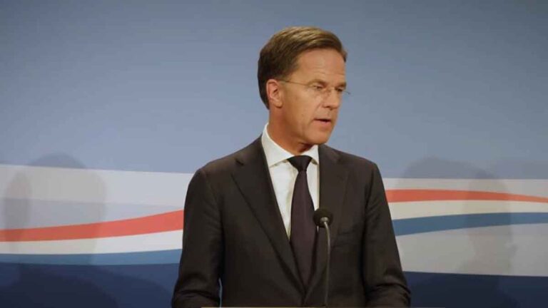 Pemerintahan Belanda Runtuh Gara-gara Kebijakan Imigrasi