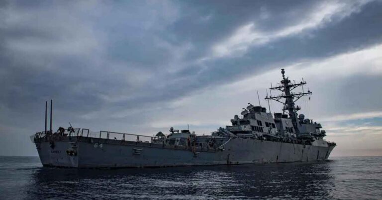 Kapal Perang Angkatan Laut AS Tembak Jatuh Drone Buatan Iran yang Diluncurkan dari Yaman