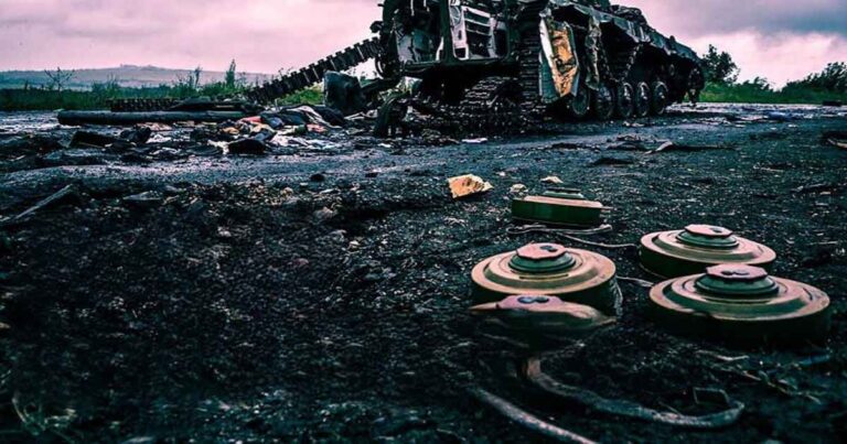 [Saatnya Mengeksplorasi] Bagaimana Ukraina Terobos Kawasan Ranjau?