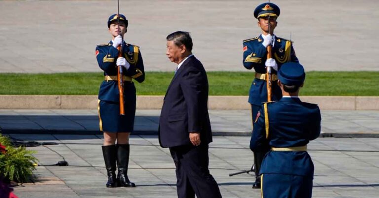 Apakah Zhongnanhai Tidak Lagi Aman Bagi Xi Jinping Sehingga Perlu Terus Berpindah-Pindah ?