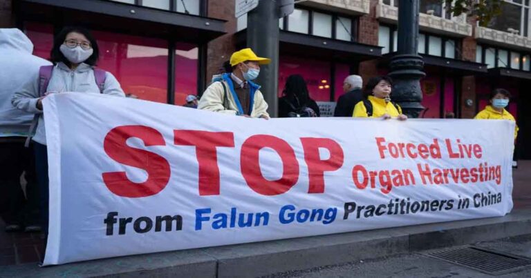 Para Aktivis dan Praktisi Falun Gong Tuntut Pemimpin PKT Akhiri Pelanggaran HAM