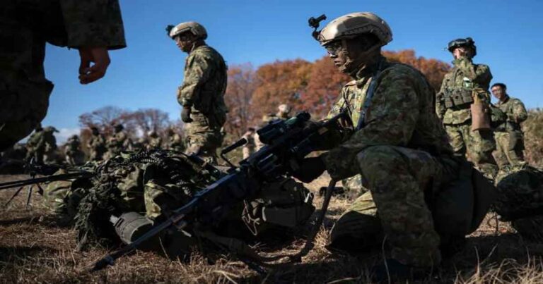Di Tengah Meningkatnya Ketegangan Regional, Jepang Perkuat Pasukan Bela Diri di Okinawa