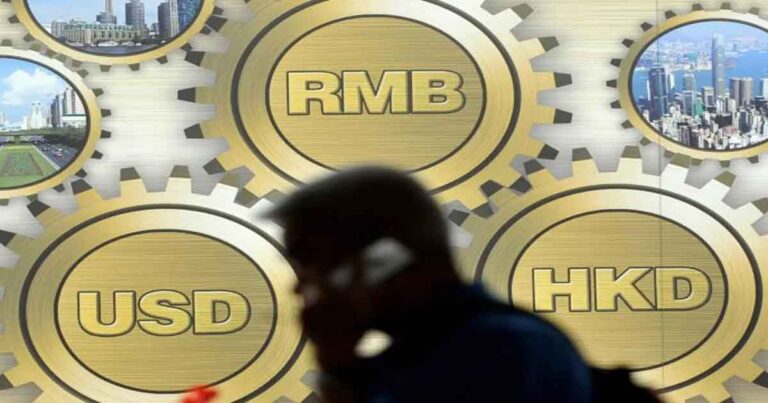 Fluktuasi Tajam Nilai Tukar RMB, Pakar : RMB. Akan Terus Melemah