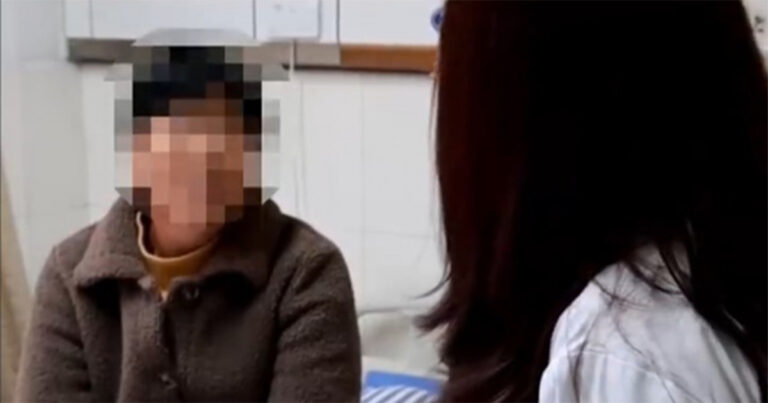 Seorang Ibu di Tiongkok Mengalami Depresi dan Menyalahkan Dirinya Sendiri Atas Putrinya yang Belum Menikah
