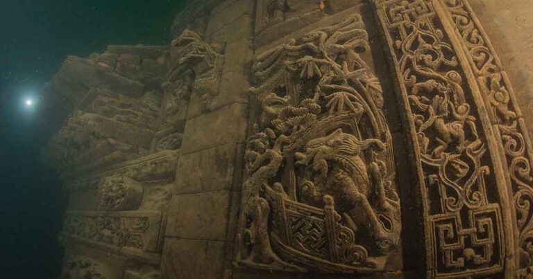 Kota Kuno di Tiongkok Ditemukan Terpelihara dengan Sempurna di Dasar Danau