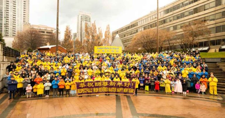 Praktisi Falun Dafa di Seluruh Dunia Mengucapkan Selamat Tahun Baru 2024 Kepada Guru Li Hongzhi