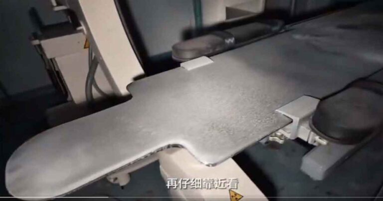Terungkap Video Lantai Atas sebuah Rumah Sakit Terbengkalai di Guangzhou, Tiongkok  Penuh dengan Sel dan Ada Tali Pengikat di Meja Operasi