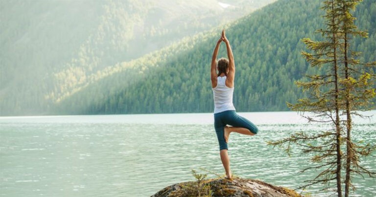 Bagaimana Yoga Dapat Mempengaruhi Tidur Anda