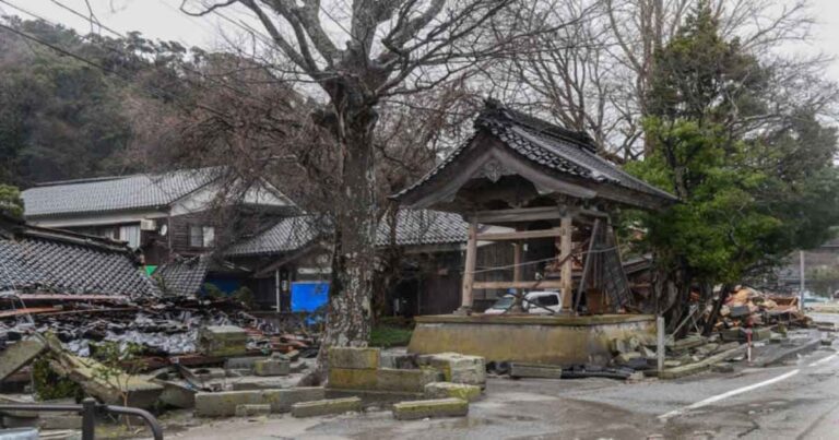 Gempa Semenanjung Noto, Jepang Tewaskan 126 Orang, Tanah Longsor Terjadi di Lebih dari 100 Tempat Hingga Wilayah Pesisir Berubah Rata Menjadi Daratan