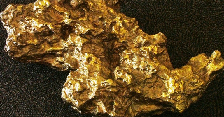 Bongkahan Emas Terbesar yang Pernah Ditemukan Memiliki Berat Setara dengan Berat Orang Dewasa