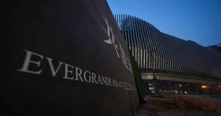 Evergrande Dibatalkan: Ini Masih Jauh dari Akhir