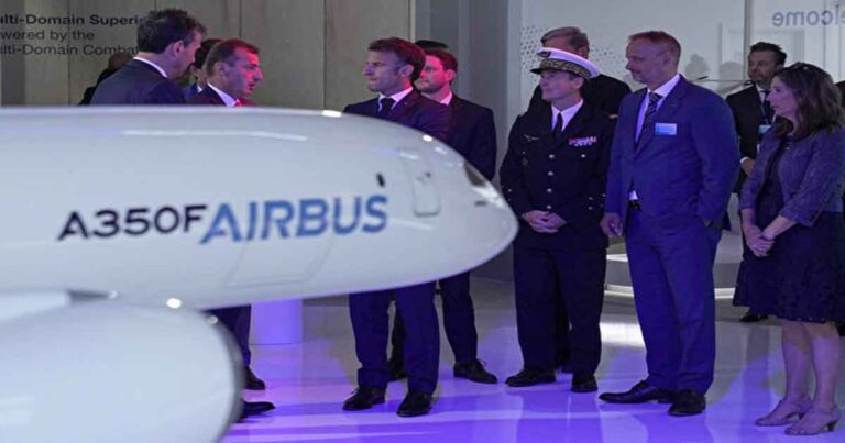 Airbus Memperoleh Pesanan Pembelian 65 Pesawat Komersial dari 2 Pelanggan Utama Boeing di Asia
