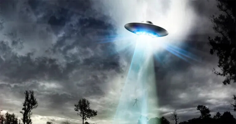 Hotspot UFO di Inggris Merupakan Rumah bagi Penampakan Aneh Selama 70 Tahun , dan Ini Bukan Tempat yang Anda Harapkan