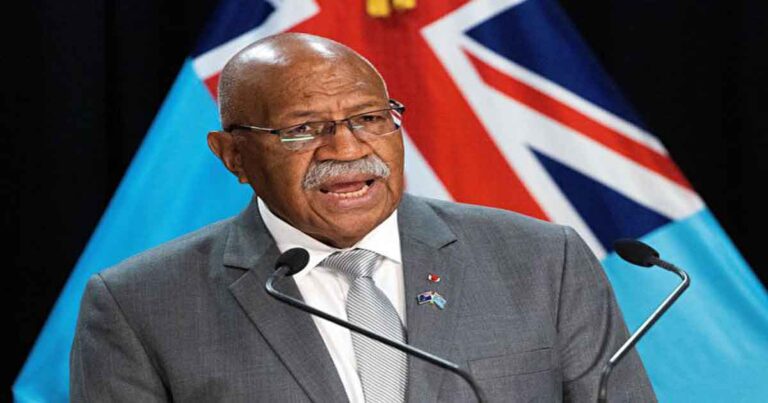 Perdana Menteri Fiji Memerintahkan Polisi Tiongkok Meninggalkan Fiji Demi Menegakkan Demokrasi
