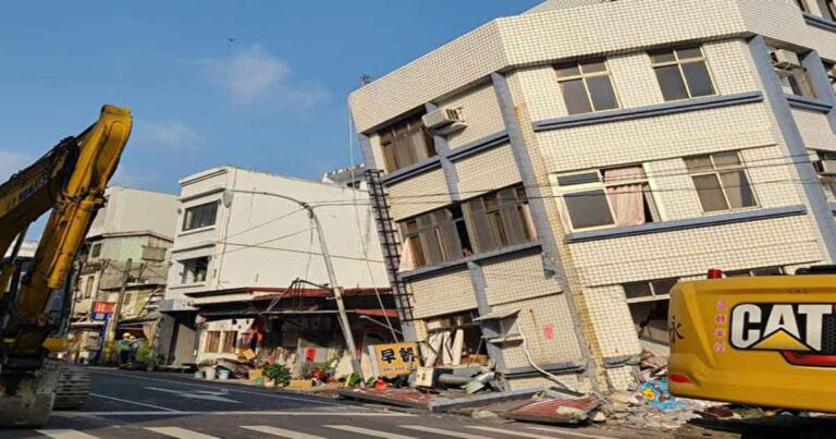 9 Tewas dan Lebih dari 1.000 Orang Terluka Setelah Gempa Besar Magnitudo 7,4 Mengguncang Taiwan Hingga Merusak Bangunan