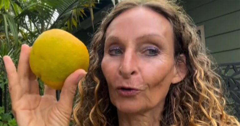 Wanita Mengungkap Apa yang Terjadi pada Tubuhnya Setelah Hanya Mengonsumsi Jus Jeruk Selama 40 Hari