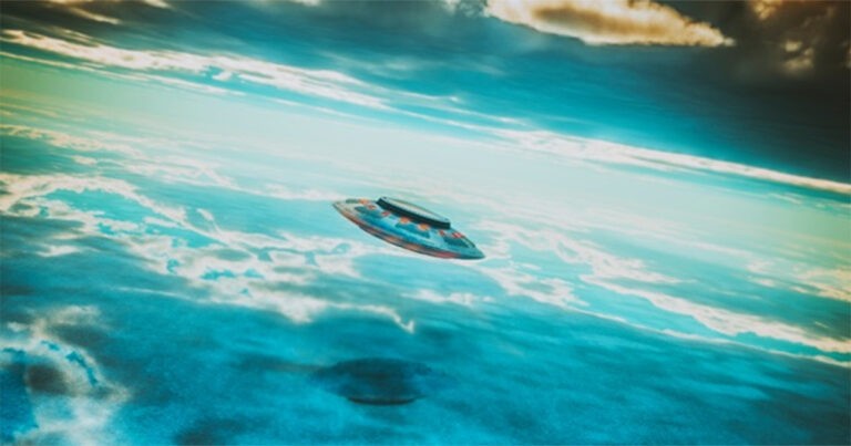 Pemburu Alien Lebih Khawatir Tentang Benda Tak Dikenal di Bawah Air, Bukan UFO