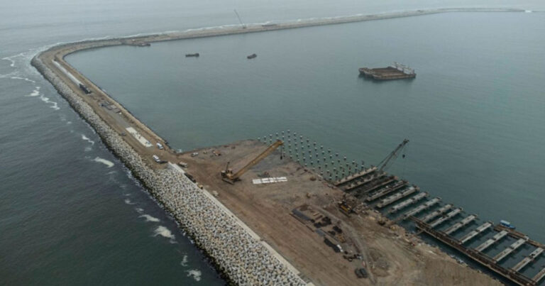 Tiongkok Membangun Pelabuhan Super Besar di Peru, Memicu Kekhawatiran AS