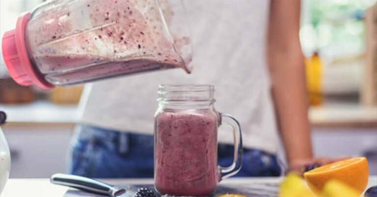 Smoothie Paling Sehat Memiliki 7 Makanan Super Ini
